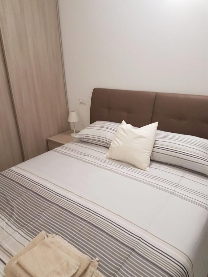Baia Blu - Luxury Apartments With Pool 크레미아 외부 사진