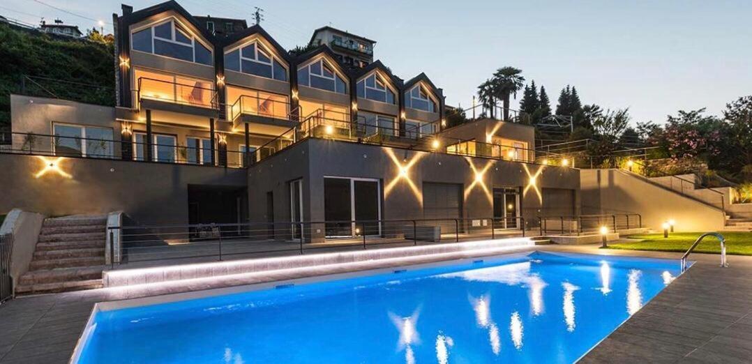 Baia Blu - Luxury Apartments With Pool 크레미아 외부 사진