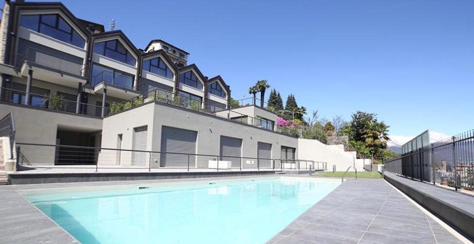 Baia Blu - Luxury Apartments With Pool 크레미아 외부 사진